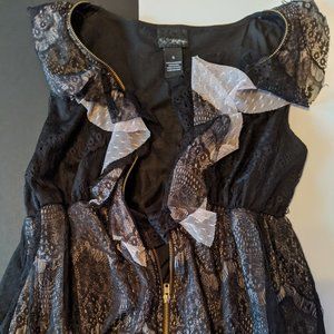 Daytrip | Buckle Zip up Black and Ivory top, S